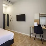 Lito Hotell *